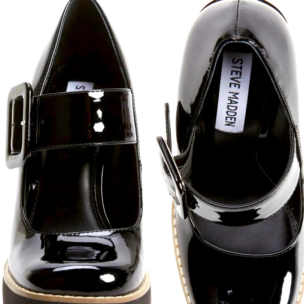 Mary Jane black patent shoes NIB